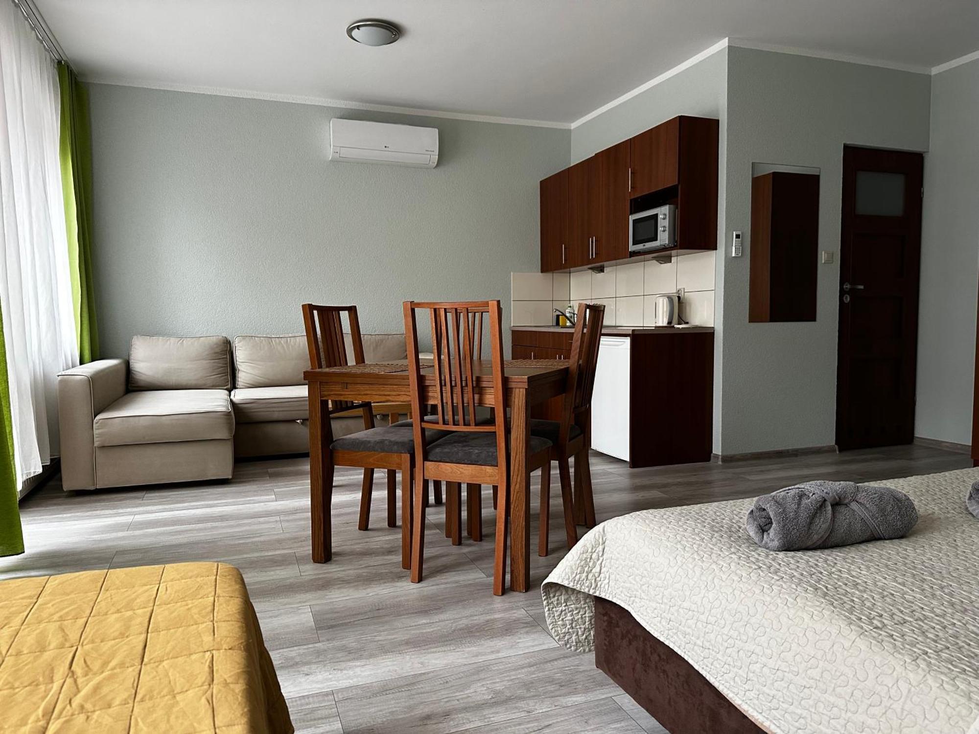 Kompleks Apartament-Serwis Cracovia Exterior foto